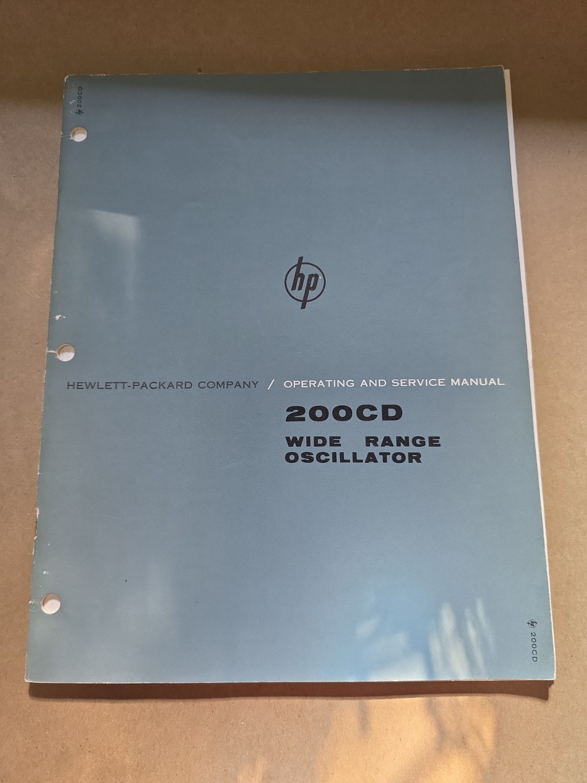 HP 200CD Wide Range Oscillator Operating & Service Manual