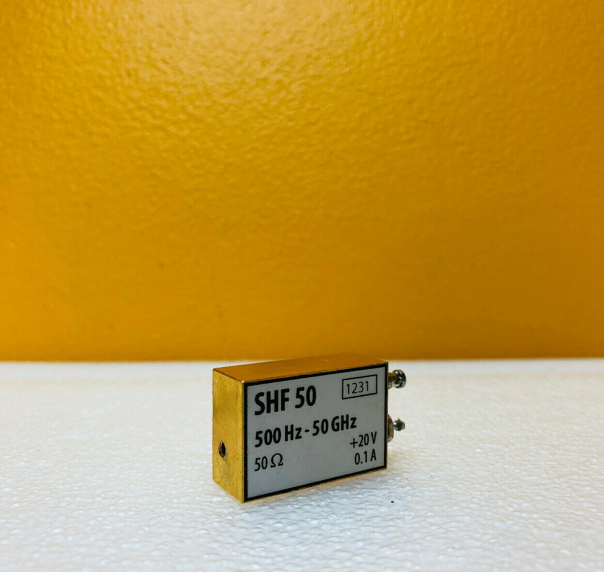 SHF Comm SHF 50 500 Hz to 50 GHz, 50 Ohm. Type V 1.85 mm (M) Bias Load. Tested!