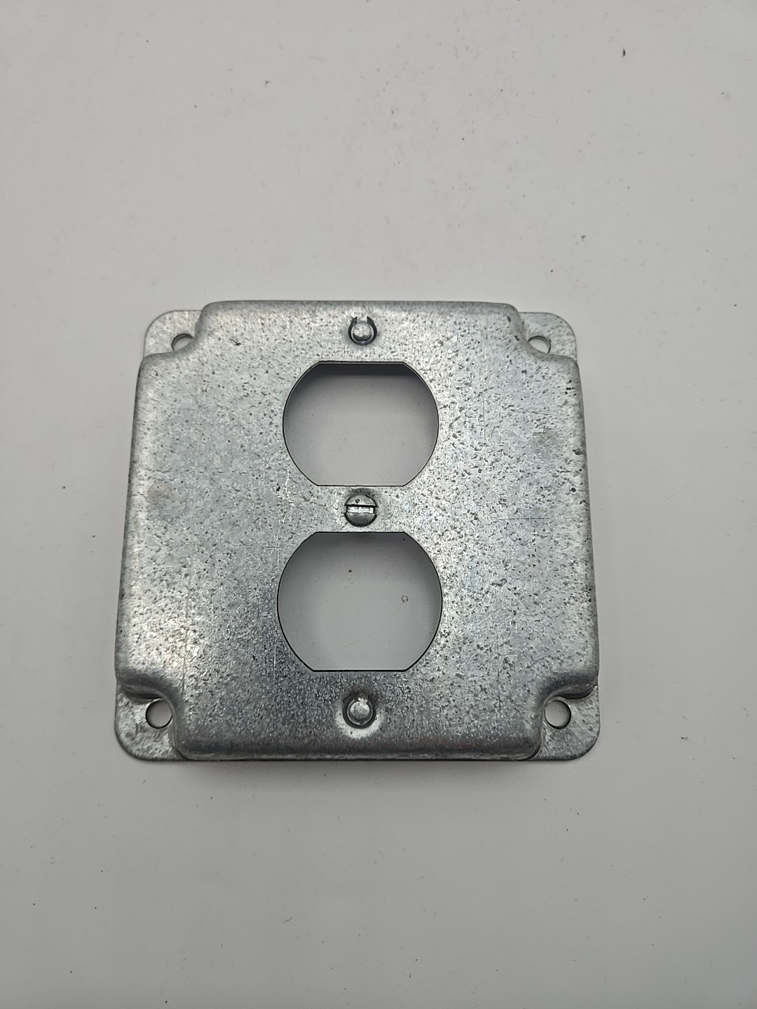 Mulberry Metal Products, Inc. 2 Gang Outlet Box Cover USIP