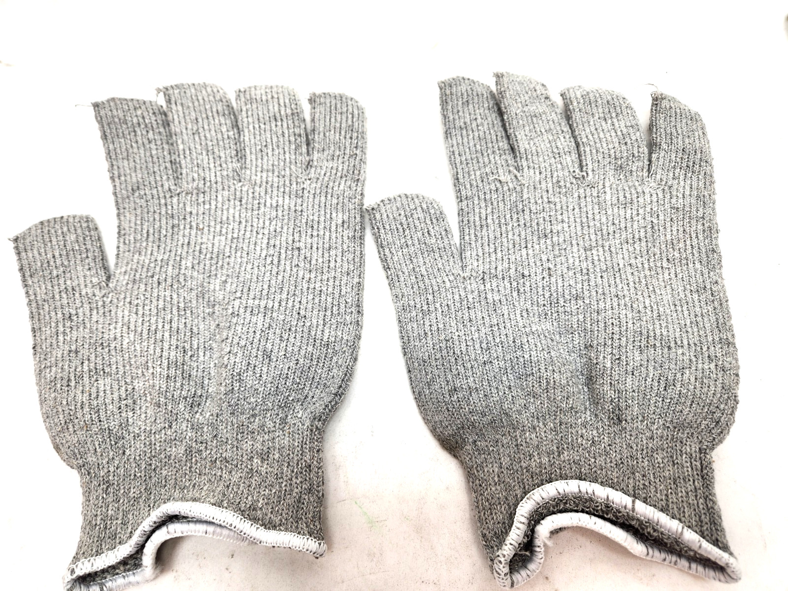 XXL – 12 PAIR (1 DOZEN) GRAY STRING KNIT POLY COTTON WORK GLOVES PAIRS GREY