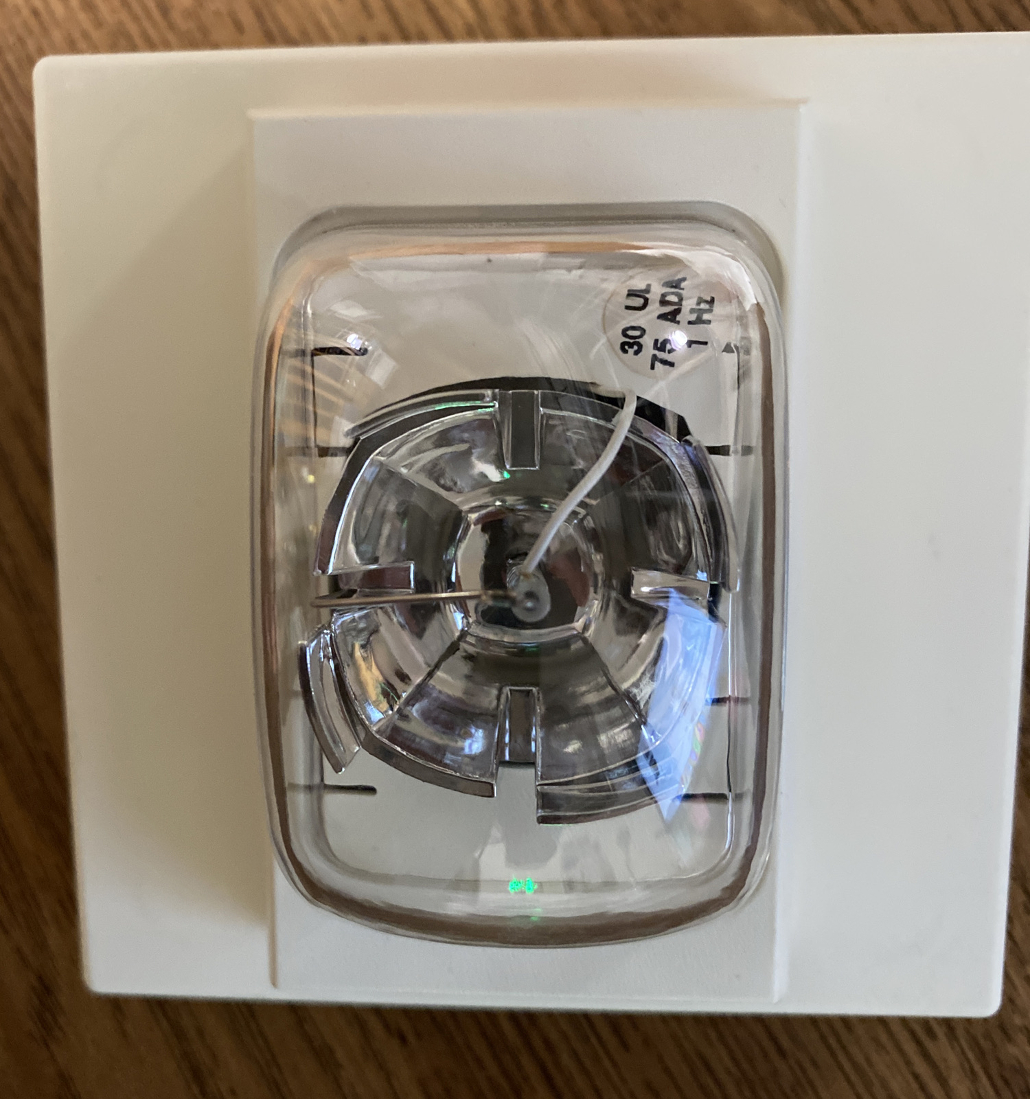 Siemens U-S30S-W-C Stand Alone Sync Strobe White 30/75 CD 20-31VDC Fire Alarm