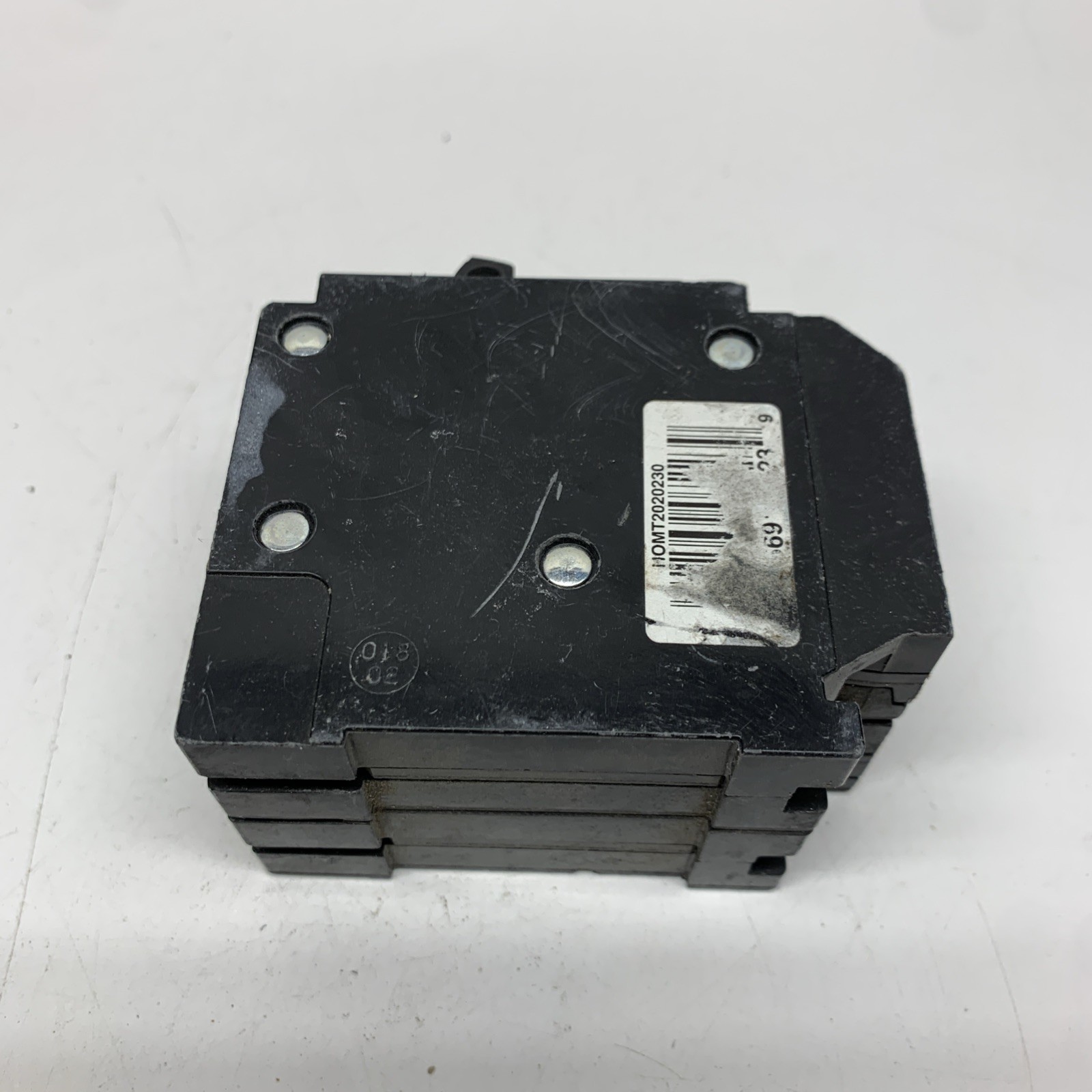 Square D HOMT2020230CP 20 A Miniature Quadplex Circuit Breaker used- modified