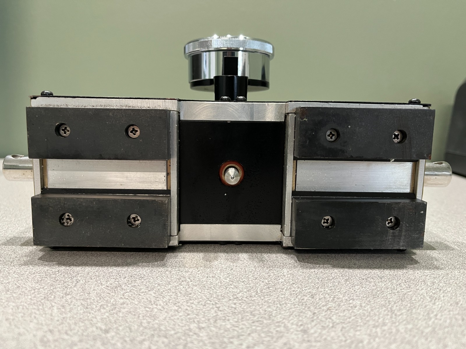 PHR-100 Shenyang Magnetic Type Rockwell Hardness Tester
