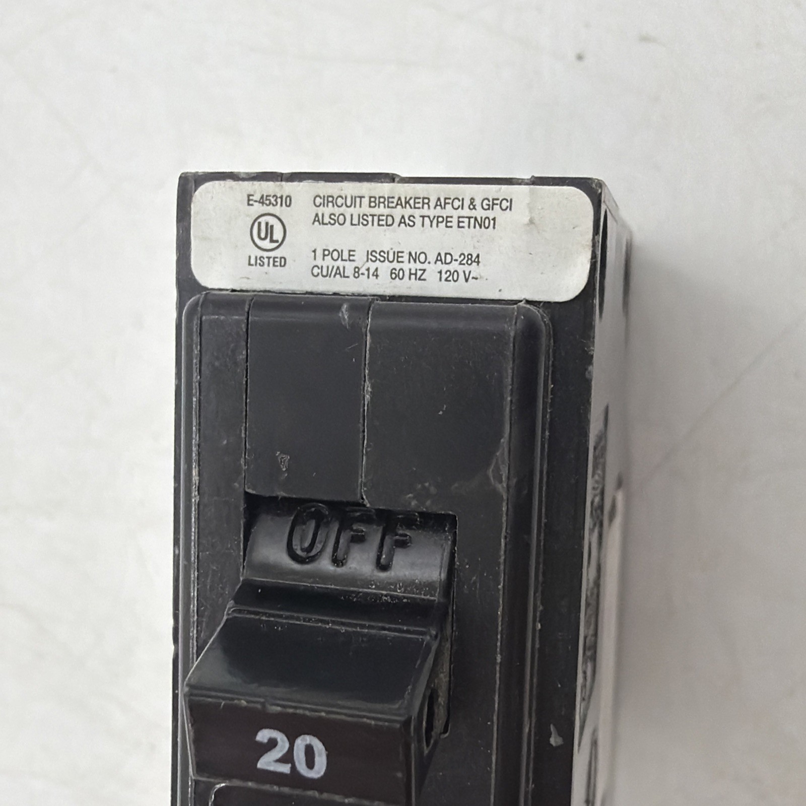 EATON BRP120DF 20A DUAL FUNCTION COMBO ARC FAULT/GROUND FAULT Broken Tabs