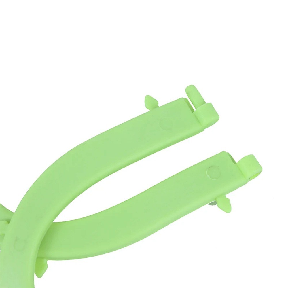 10pcs Dental Foldable Bracket Frame Plastic Rubber Dam Sheet Oral Barrier Tool