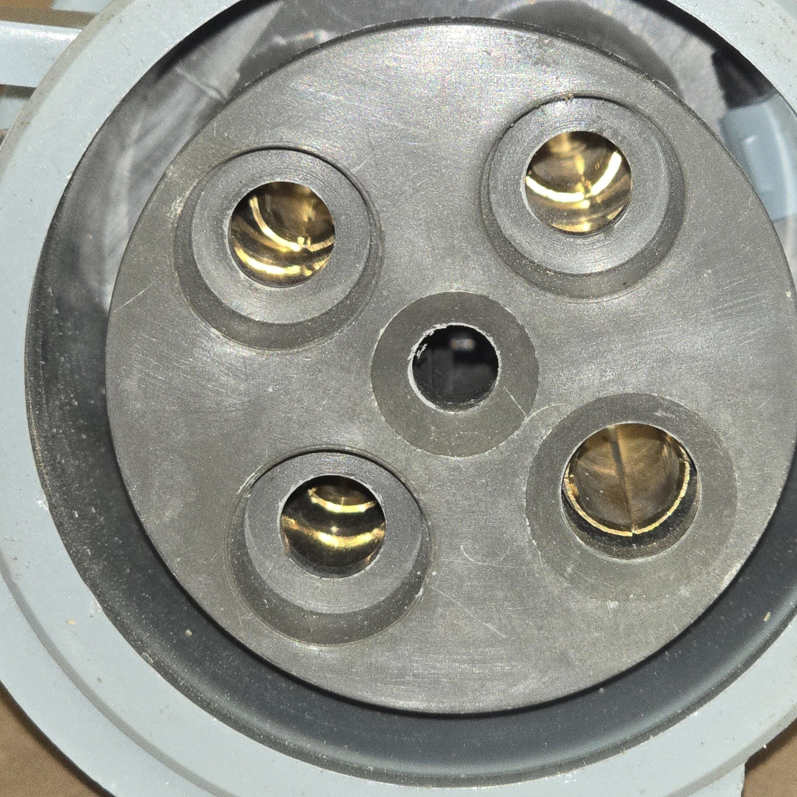 Pass & Seymour Legrand PS460P7-W & PS460C7- W 3P 4W 6OA 480 VAC Plug Connector