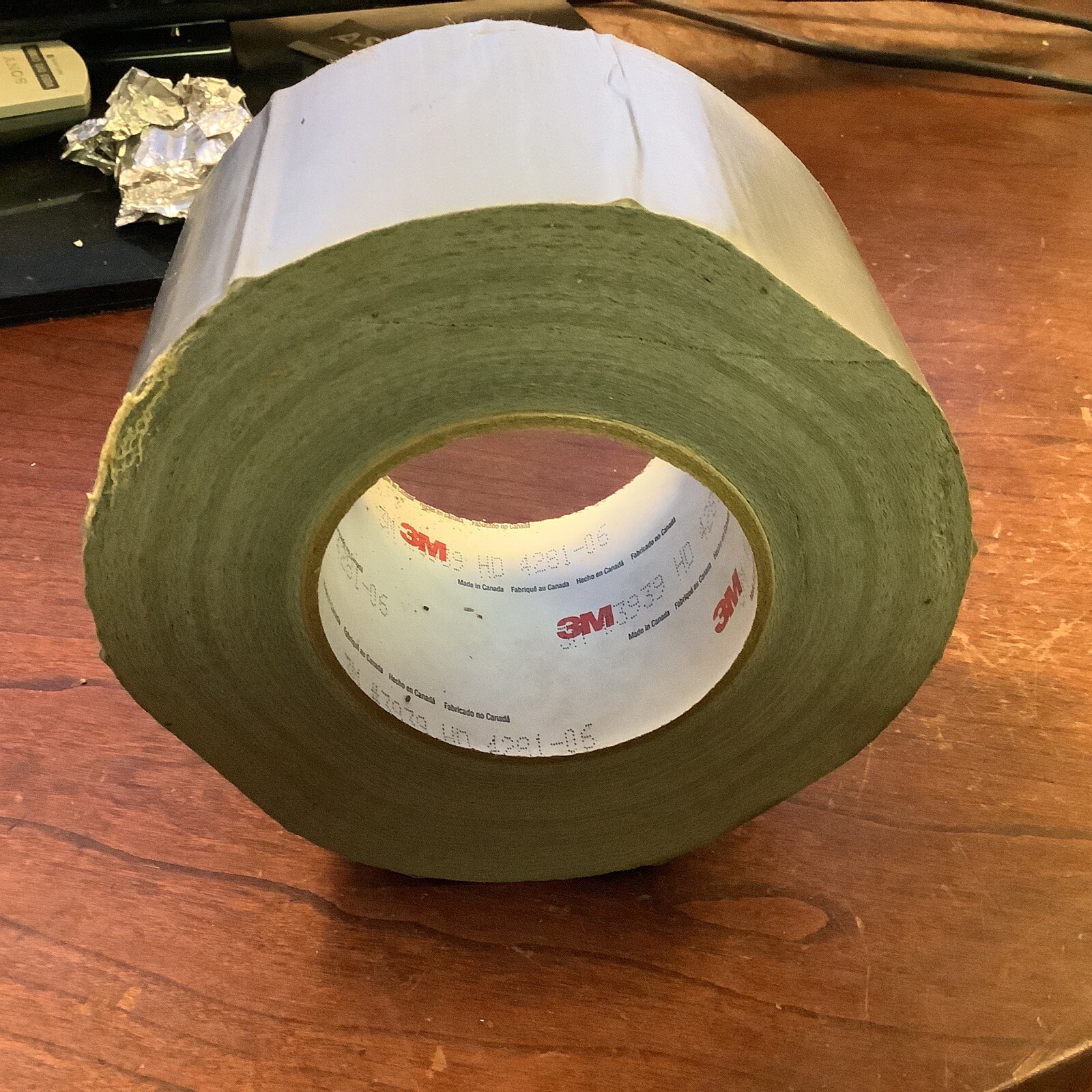 3M 70-0062-5015-6 (3939) 72.0mm x 54,8m/2.83in/po x 60 yd/v Duct Tape