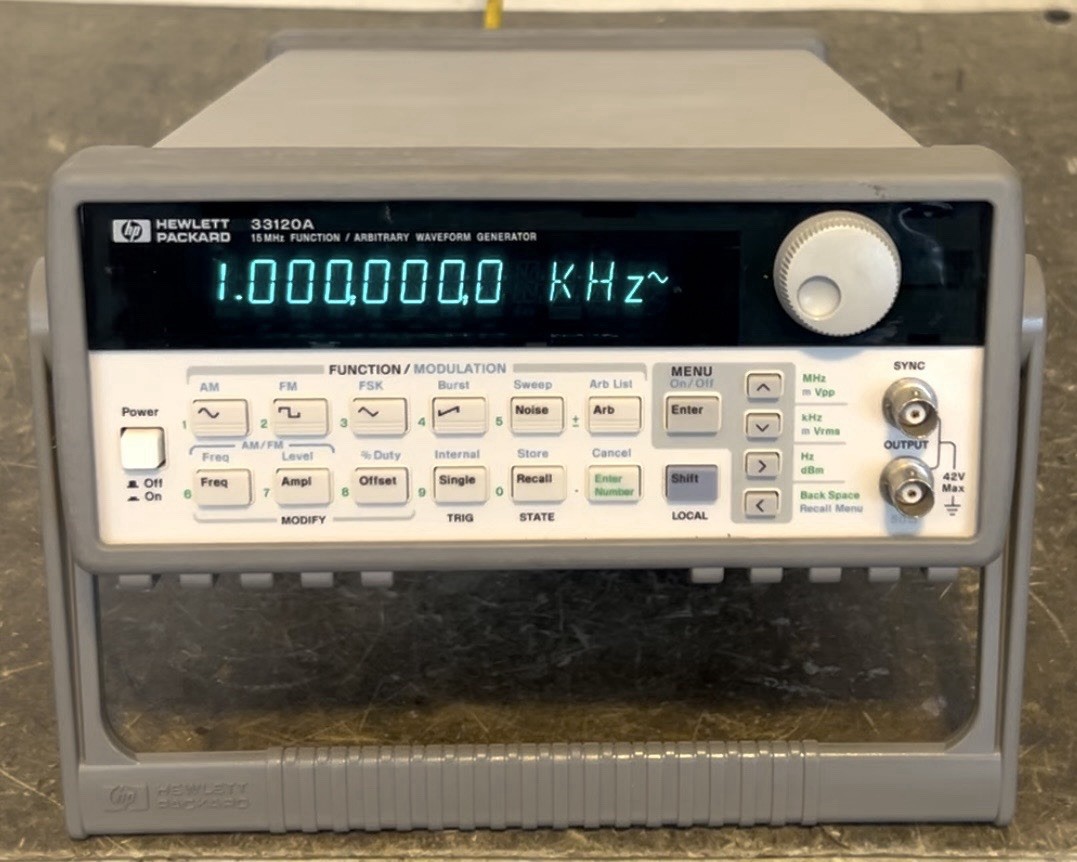 HP 33120A 15 MHz Function Arbitrary Waveform Generator nice