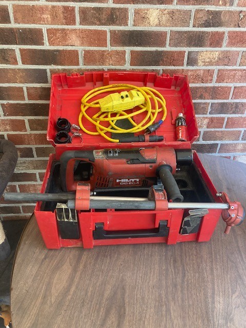 Hilti DD EC-1 Diamond Core Drill Wet Drilling Machine Kit With Core Bits & Case.