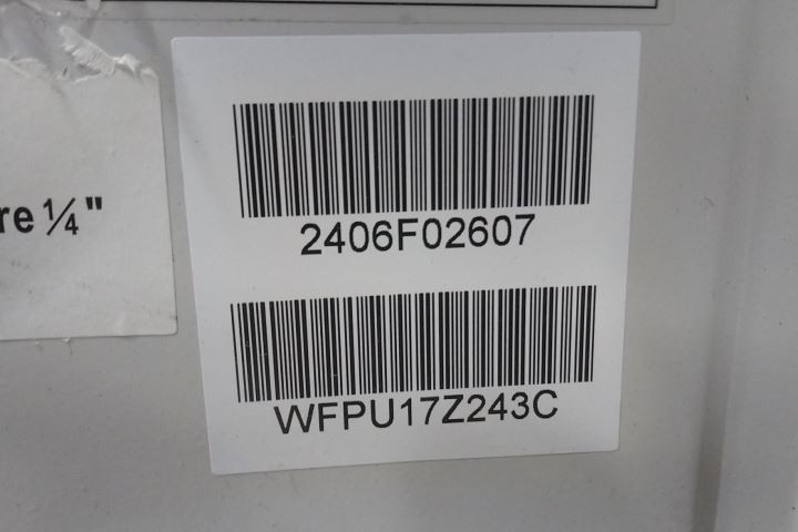 Friedrich WFPU17Z243C 208/230VAC Air Conditioner Condensing Unit (D)