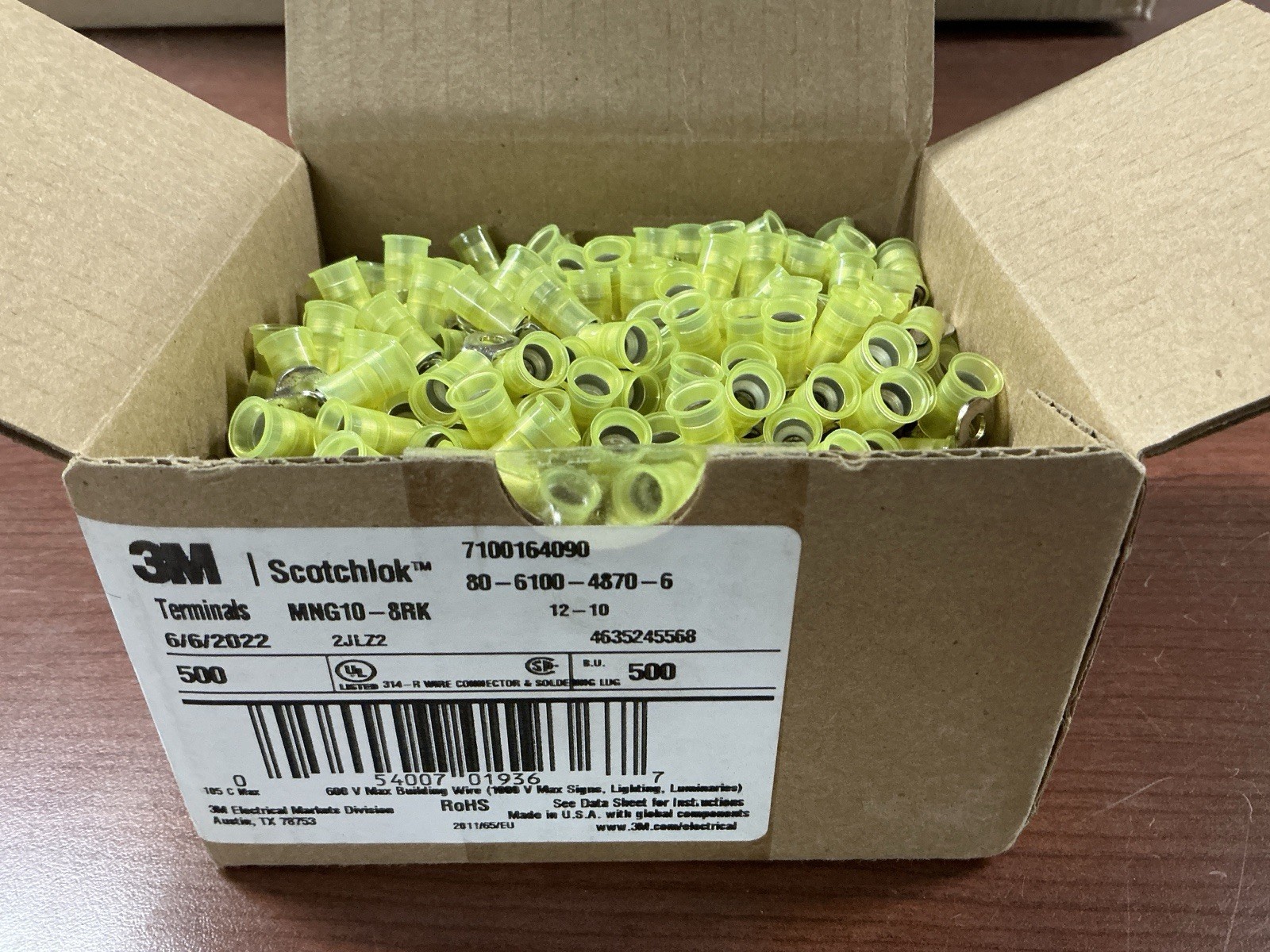 3M MNG10-8RK 500 Pk 12 to 10 AWG Wire Size 1000V Max Yellow Ring Terminal B199
