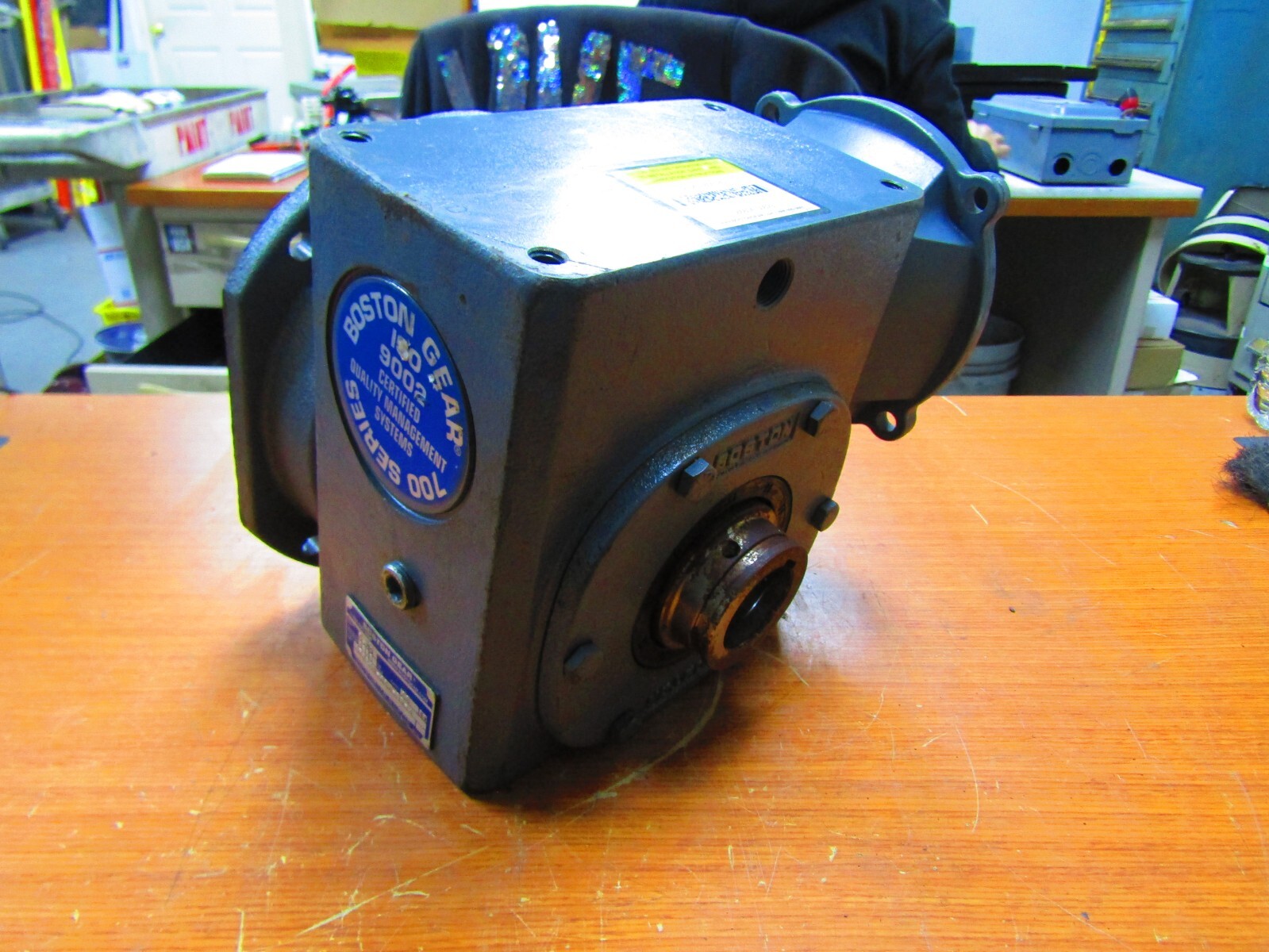 🤓 NEW BOSTON GEAR 700 SERIES GEAR REDUCER 60:1 0.69 INPUT HP SF726V-60N-B5-J