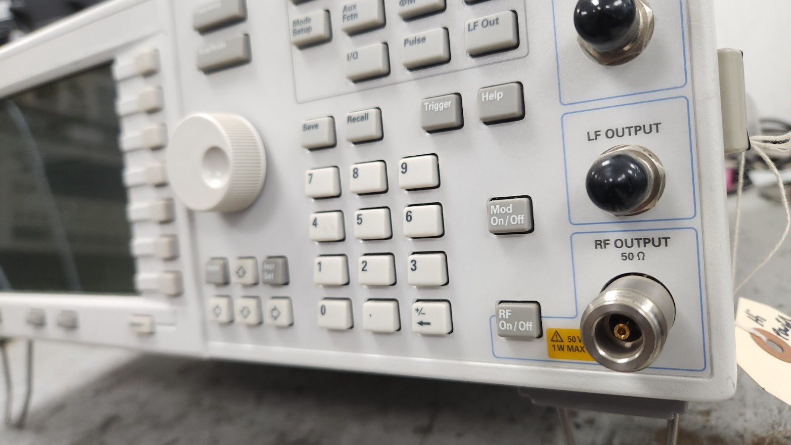 AGILENT E4438C Vector Signal Generator 250KHz – 6GHz opt 005 506 602 UNB UNJ