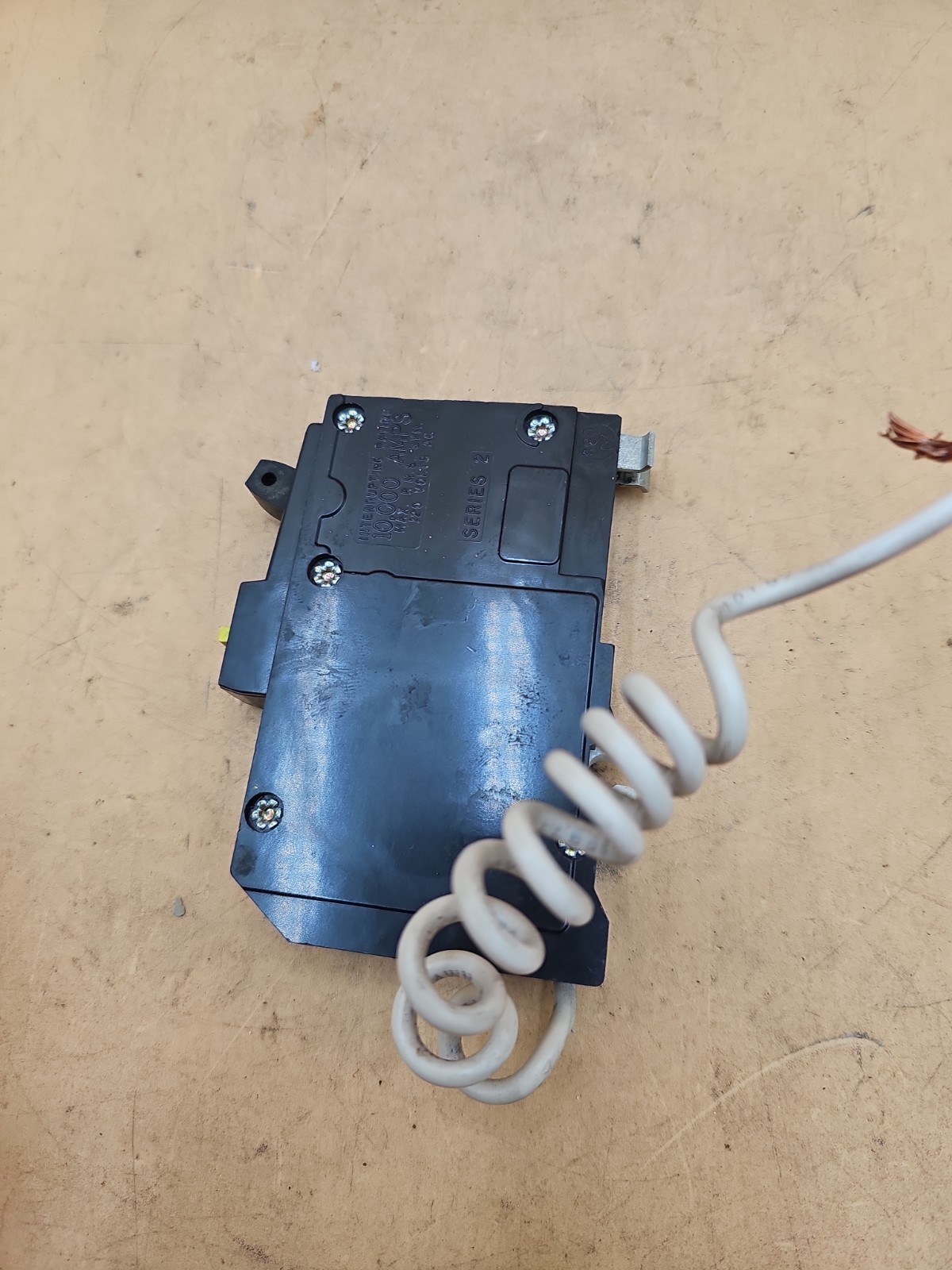 Square D QO120GFI 1 Pole 20 Amp Type QO Plug On Ground Fault Circuit Breaker