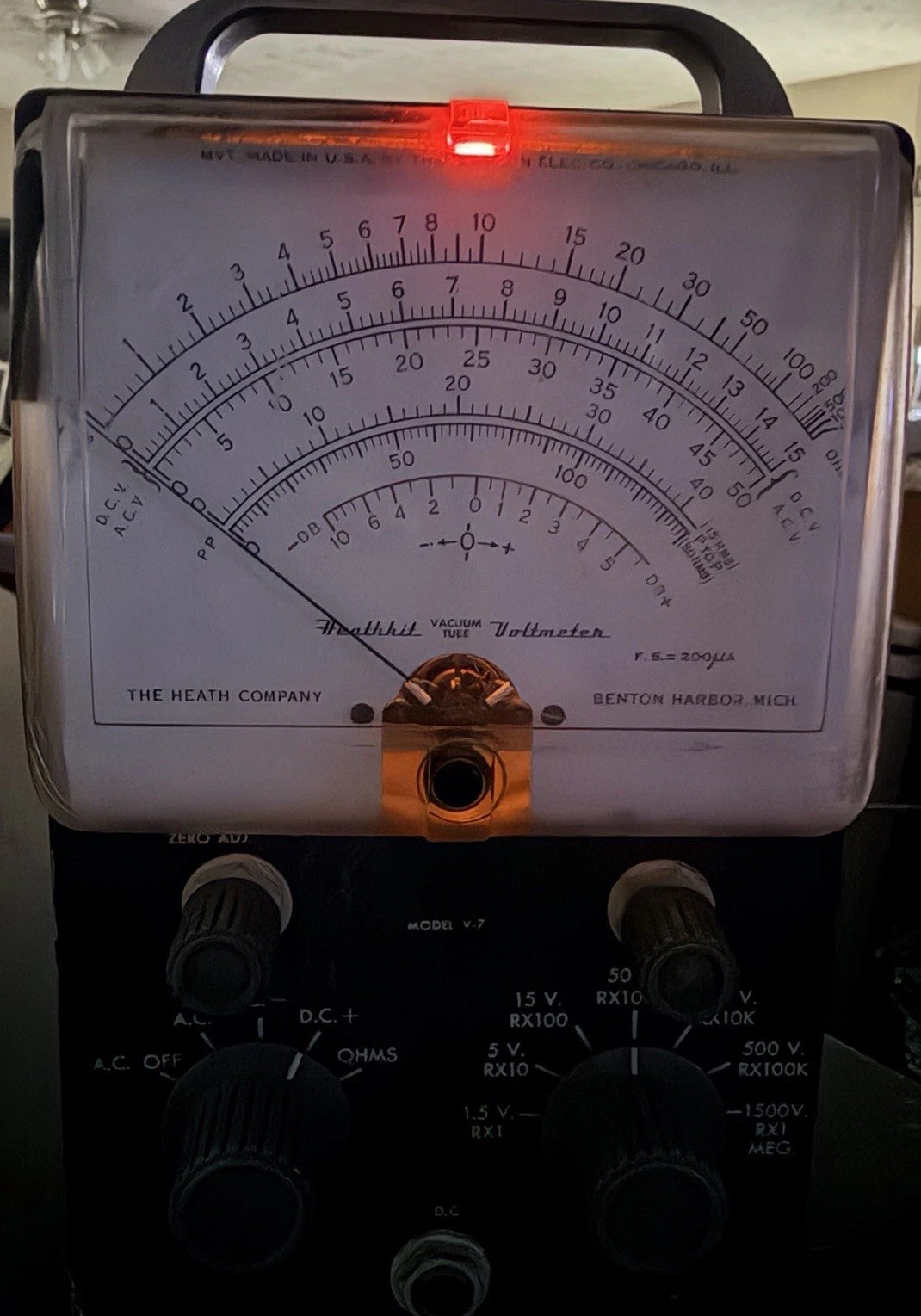 Heathkit V-7A VTVM Analog AC/DC Vacuum Tube Voltmeter 0-1500V 25Hz-1MHz