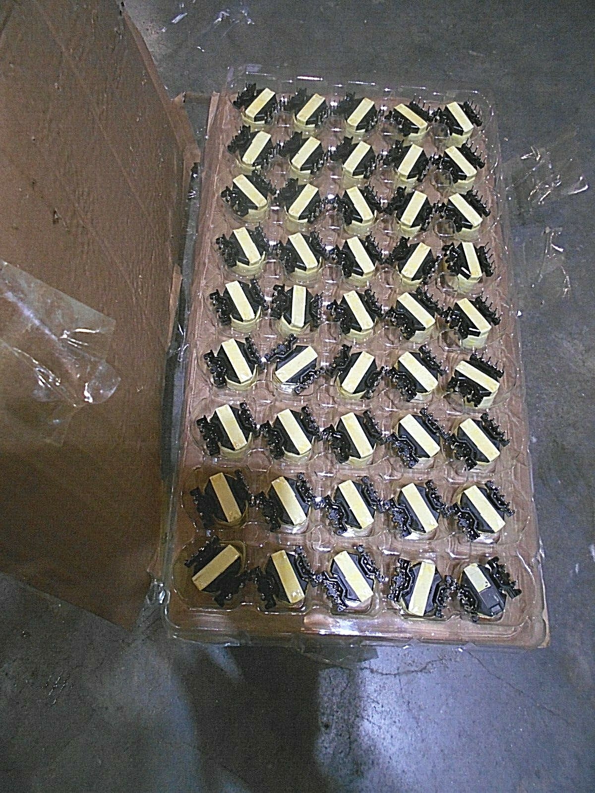 Mini Transformer ECl 2140 (QTY-180) (160-B2)