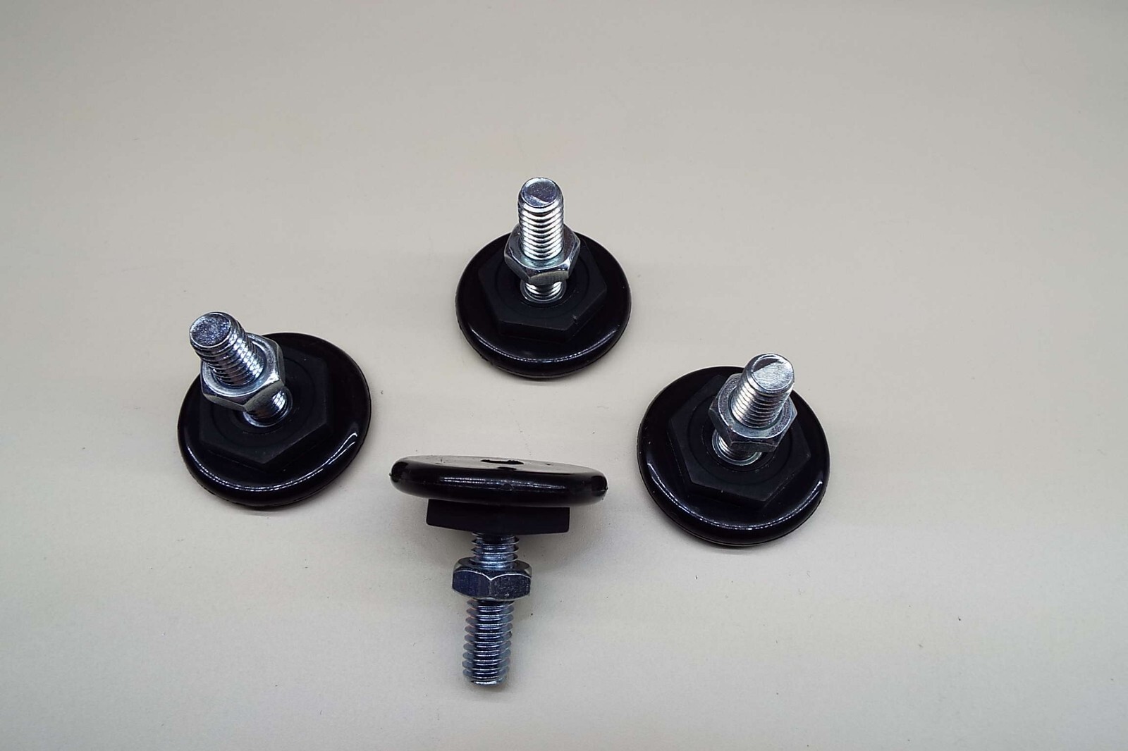 x4 FEET ADJUSTABLE GLIDE NYLON LEVELING PAD 1.375 BASE 5/16-18 ESSENTRA WITH NUT