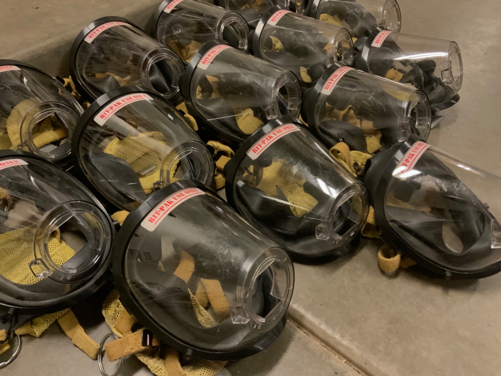 Scott AV3000 “RIT-PAK USE ONLY” Firefighter SCBA Mask KevlarHeadnet Size Medium