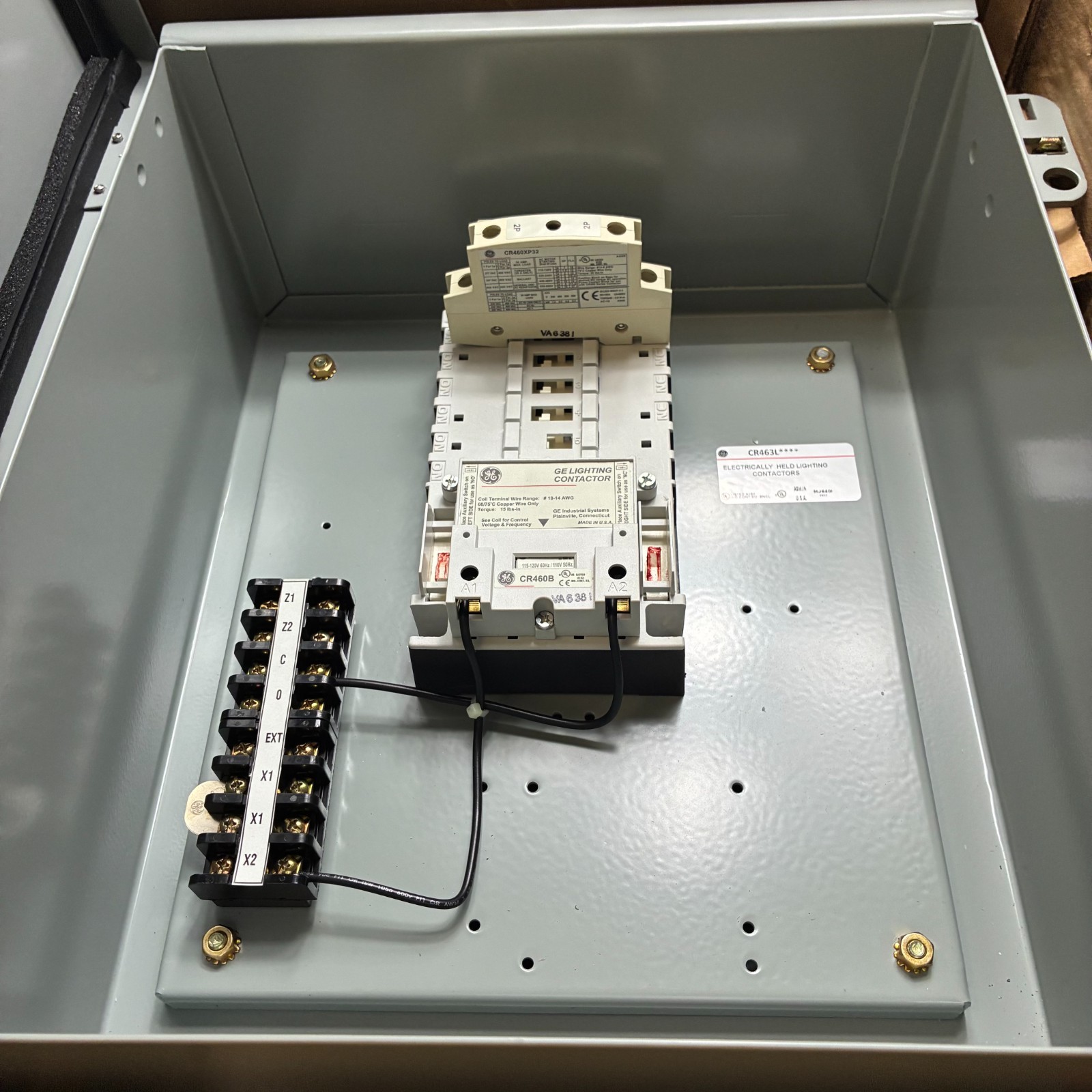 GE 463L20AJA20AA ELECTRICALLY HELD LIGHTING CONTACTOR 30A