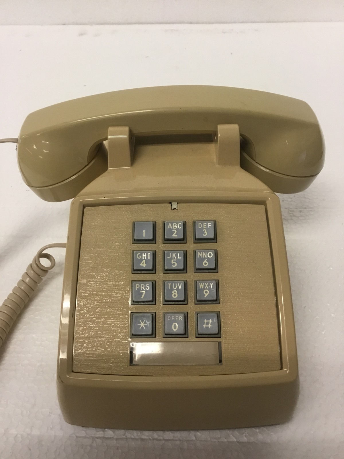 Cortelco Corinth 250044_MBA-20M11-99 EK Beige Corded Desk Phone w/ Handset
