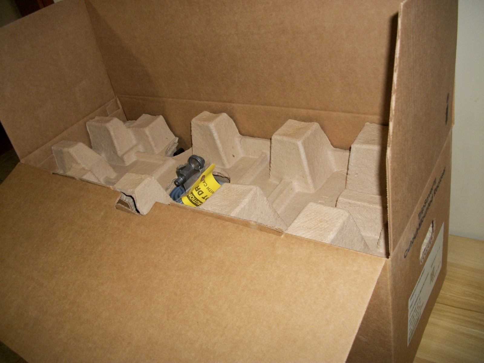NEW IN BOX S&C TRIPSAVER II CUTOUT MOUNTED RECLOSER CAT # 990211-P 15.5 110