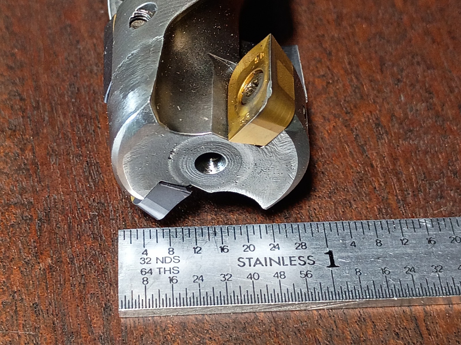 Stellram 1″ Indexable End Mill 1.5″ LOC 4″L AF152-0005R 1″ SHK C5315VA12-SB3691