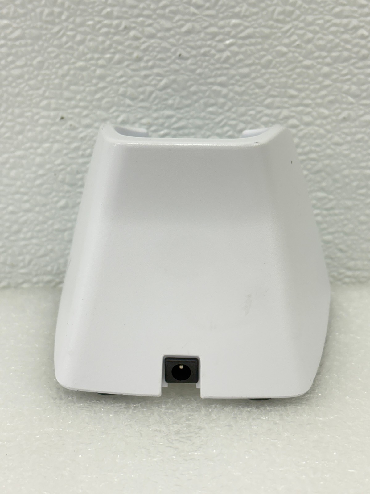 PRE OWNED | AccuVein CC500 Charging Cradle for AccuVein AV500 w/ Power Adapter