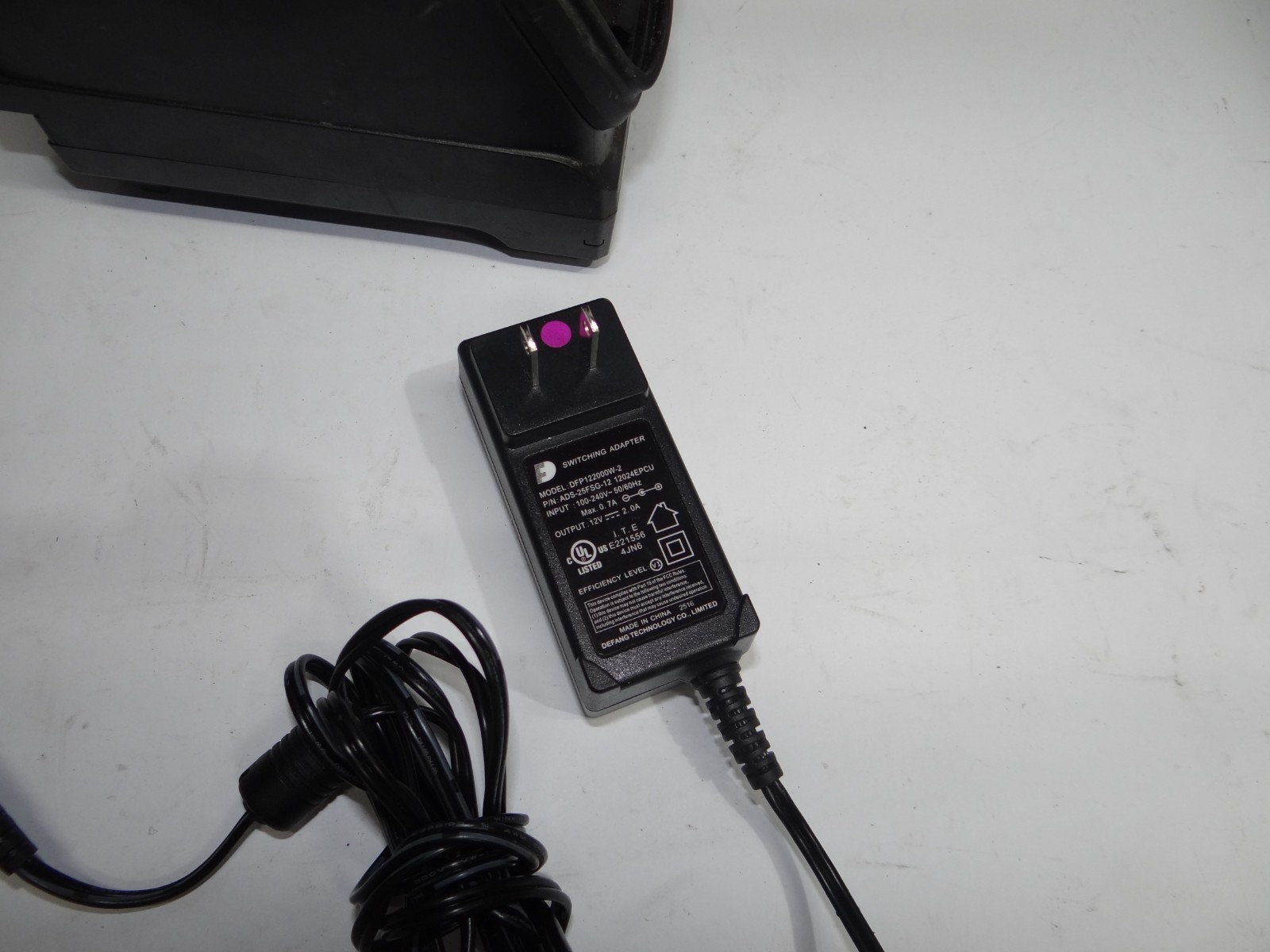 Zebra MC2200 MC2700 SAC-MC2X-4SCHG-01 4-Slot Battery Charger w/ Power Supply Kit
