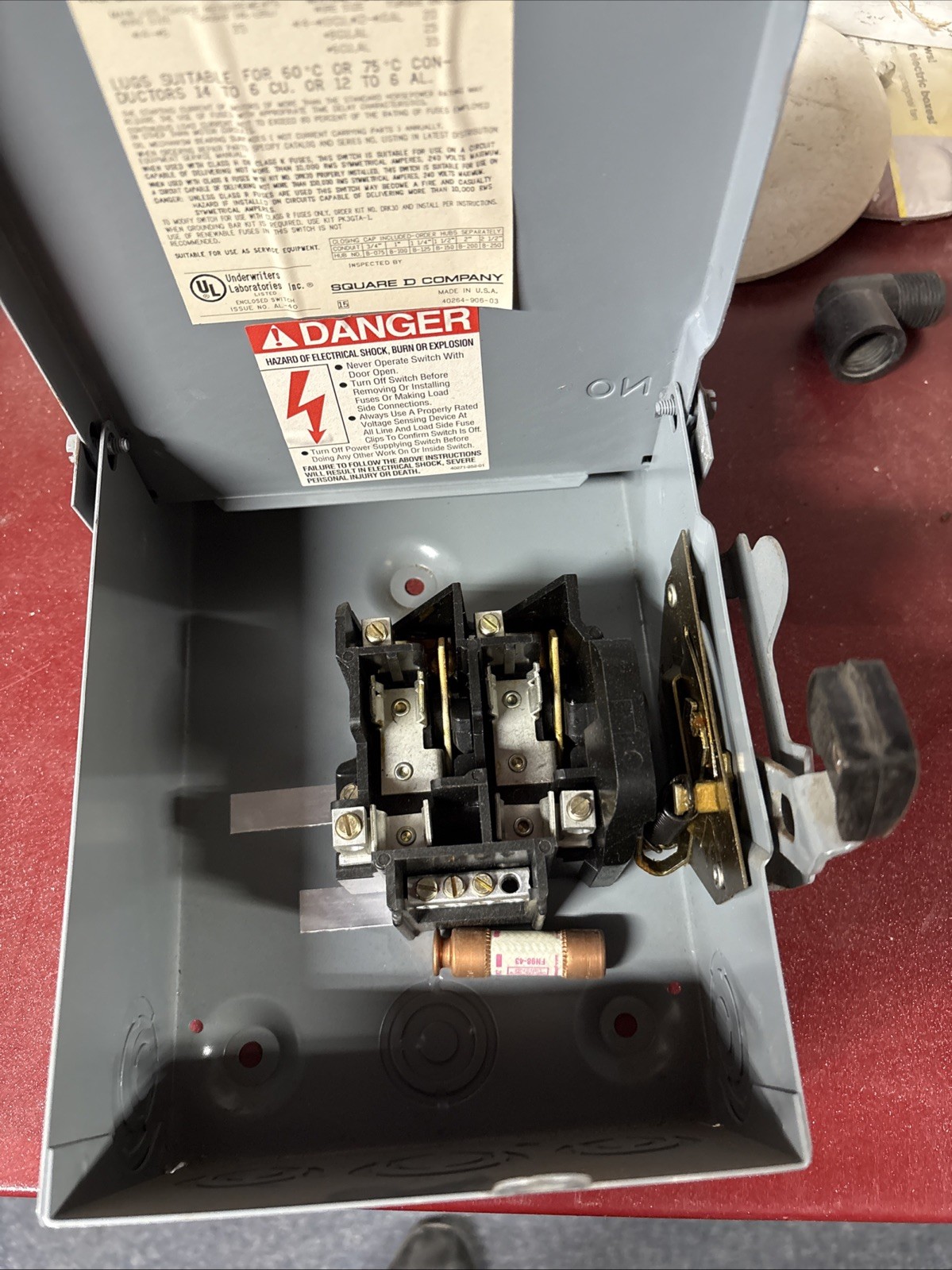 Square D D221NRB General Duty Safety Switch 240VAC 30A