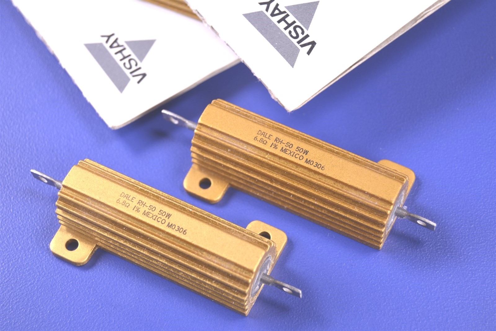 2 (Two) Vishay Dale 6.800 Ohm 1% 50 Watt WireWound Power Resistor RH0506R800FC02