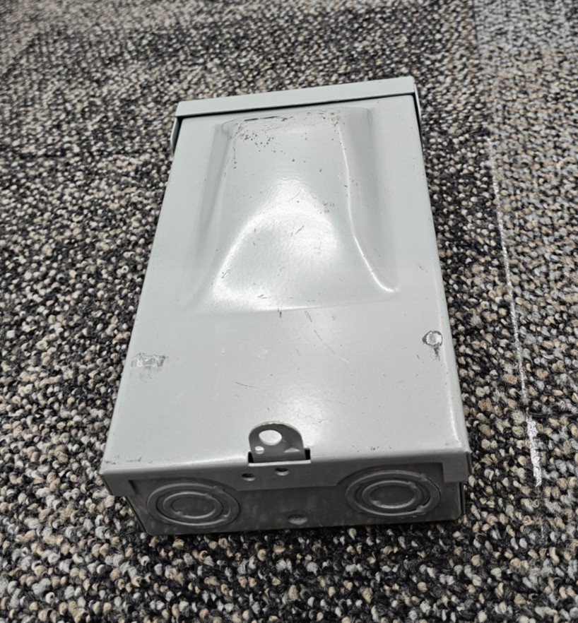 (QTY 2) Eaton DPU222R Non Fusible Pullout AC Disconnect Outdoor Steel Enclosure