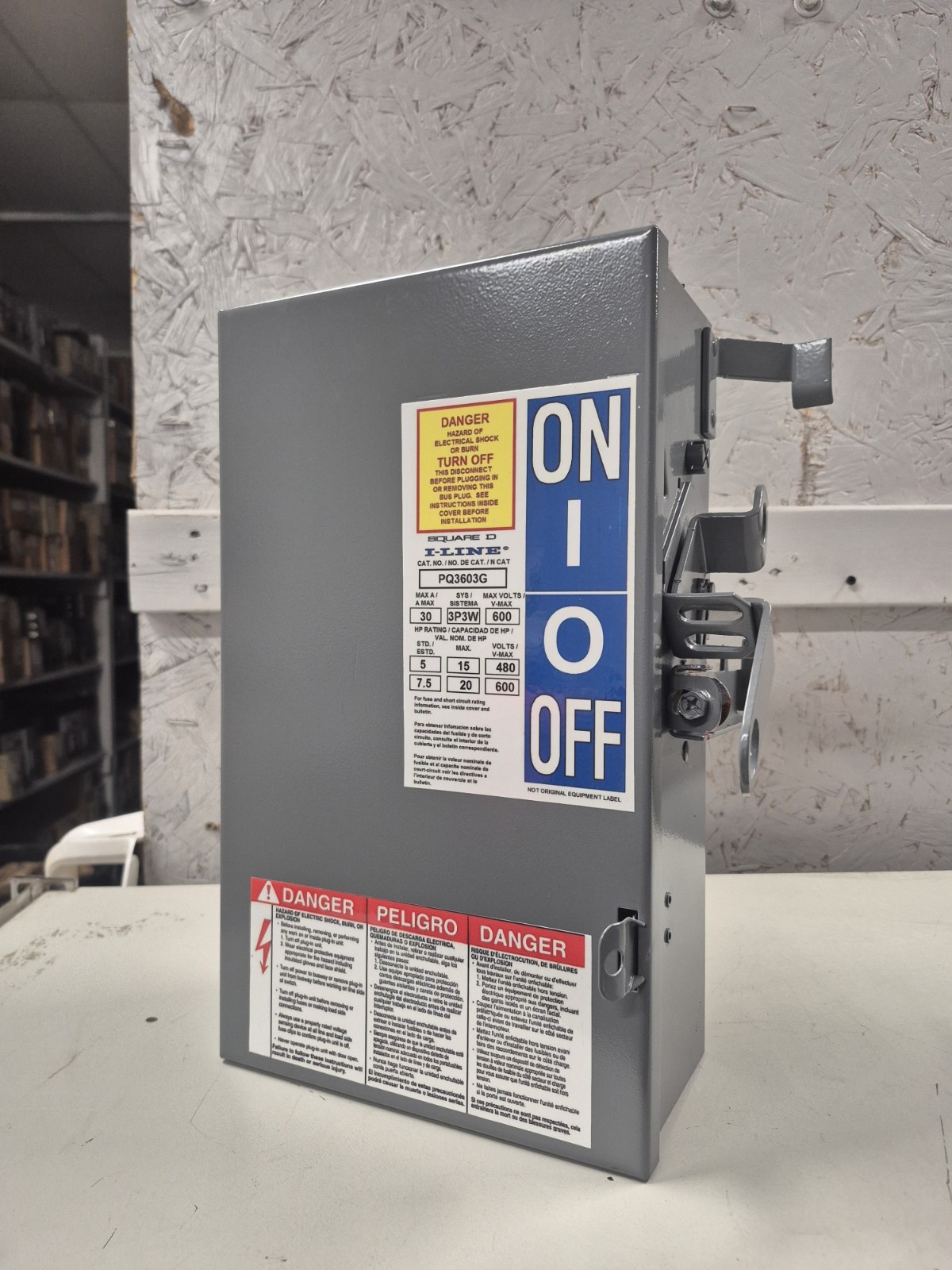 SQUARE D PQ3603G I-LINE BUSWAY FUSIBLE BUS PLUG SWITCH 30 A 3P3W 600V