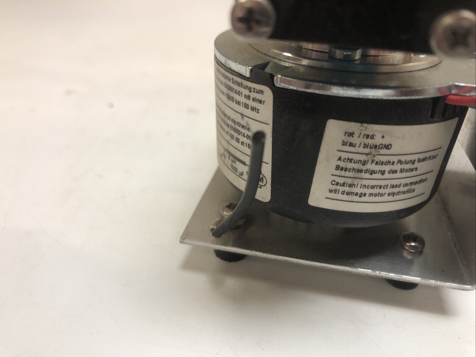 1 Used KNF PML4131-NFB 30 Diaphragm Liquid Pump 0.46A 24VDC, IP: 30, Bj: 08