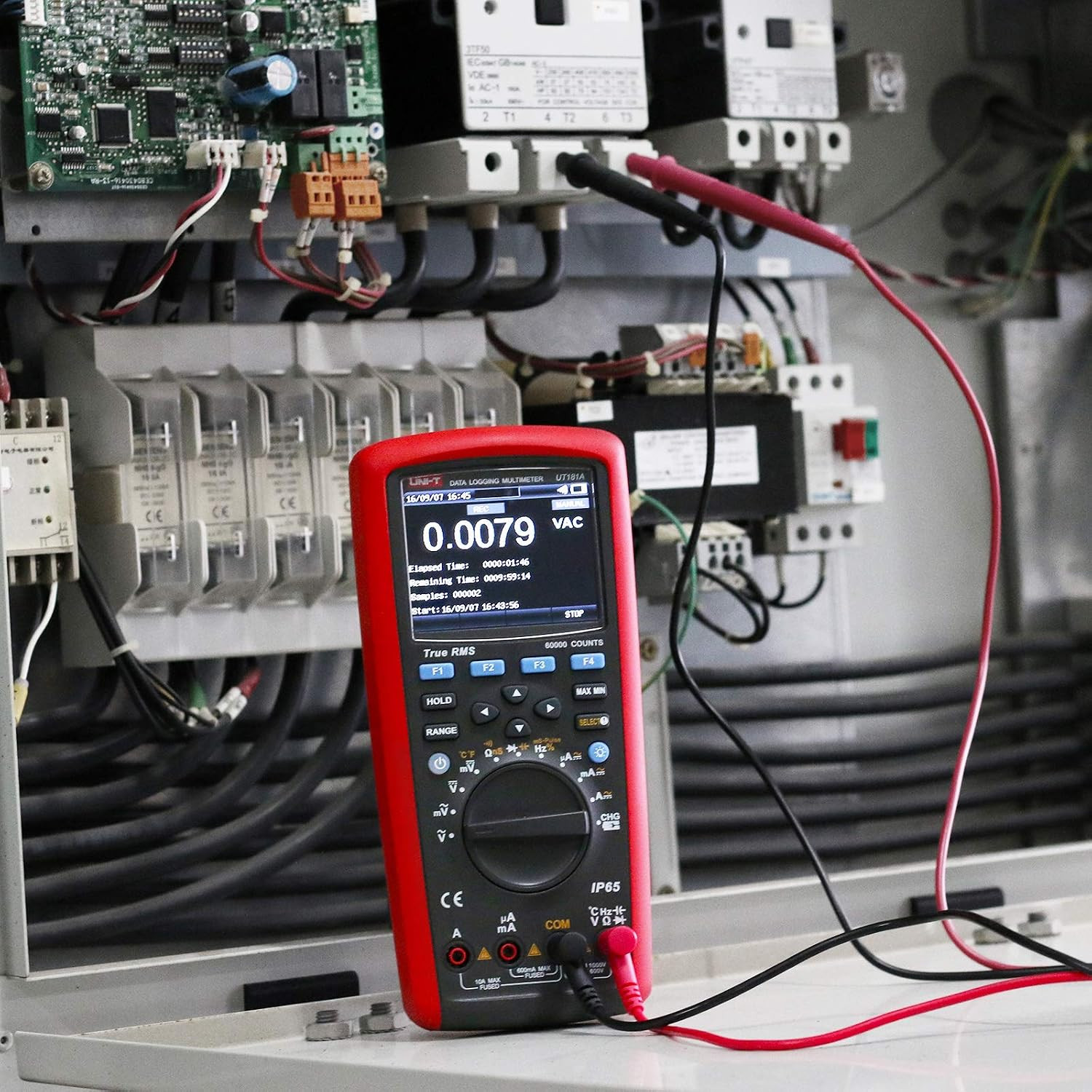 True RMS Data Logging Multimeter UT181A with Dual Temperature Measurement Low Pa