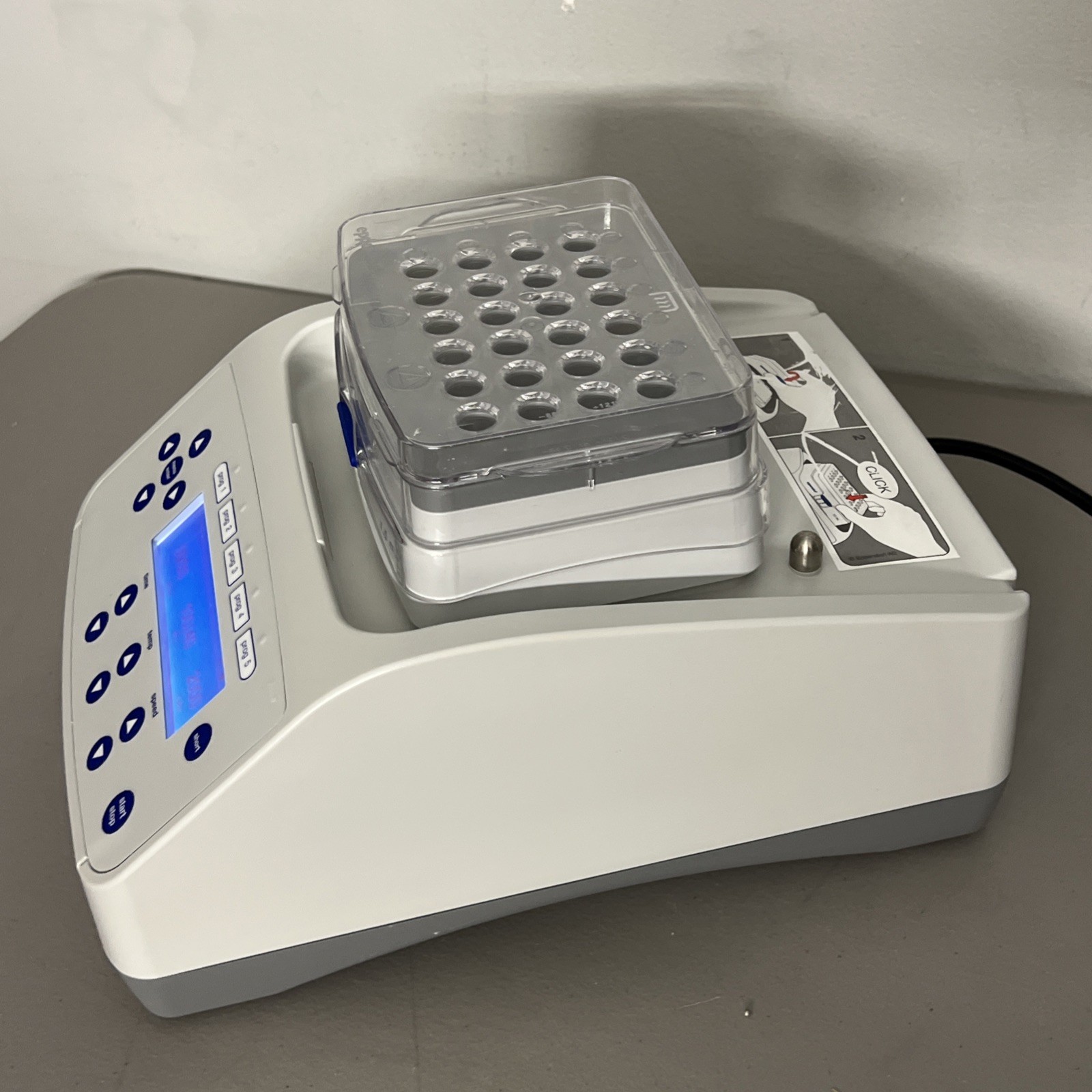 Eppendorf 5382 ThermoMixer C Mixer Shaker W/ 1.5mL tube- Tested Working-PLZ READ