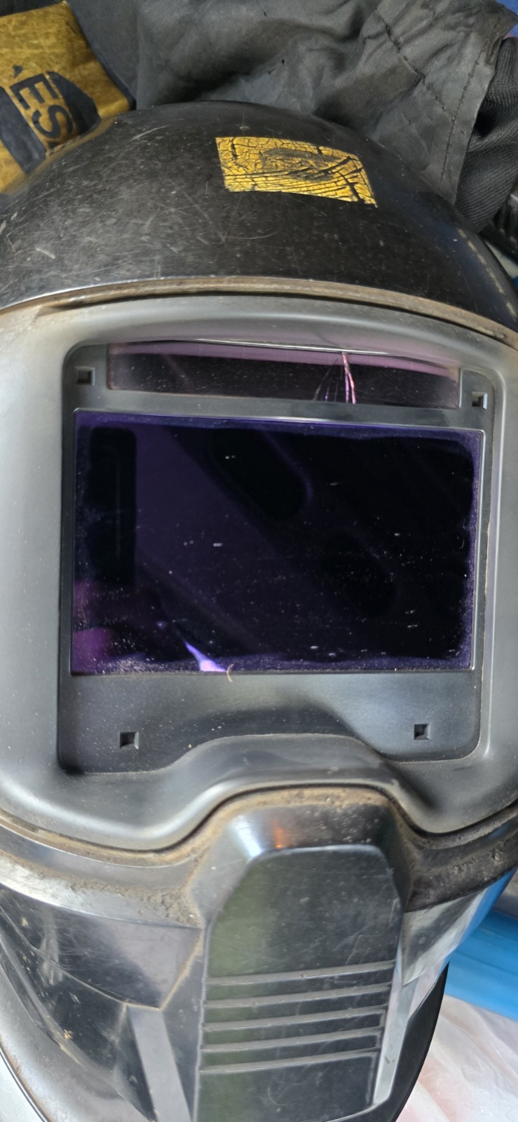 ESAB Sentinel A50 Auto-Darkening Welding Helmet Black, Grind Mode, 4 Sensors