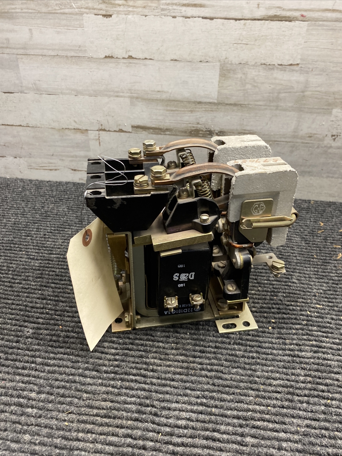 General Electric 1612CA3H Dc Contactor 115/120v-dc 600v-dc 50 Amp