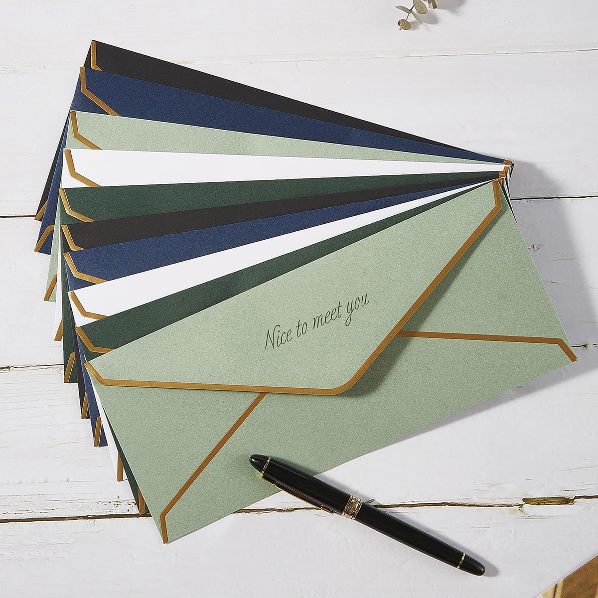100 Pack #10 Business Envelopes with Gold Stickers, Dark Green