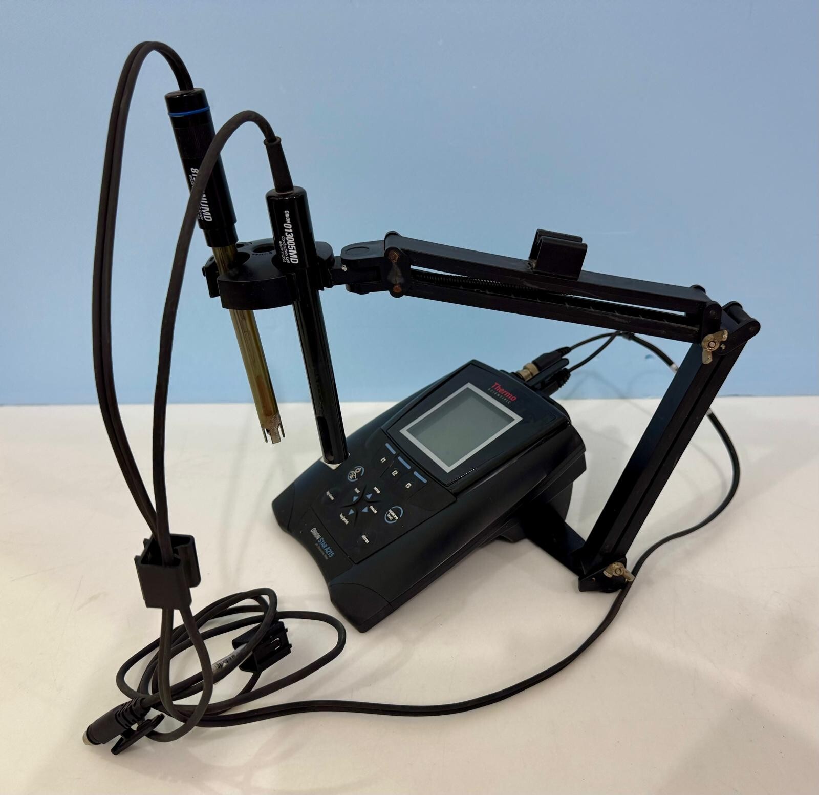 Thermo Scientific Orion Star A215 Benchtop pH/Conductivity Meter W/ 2 Probes