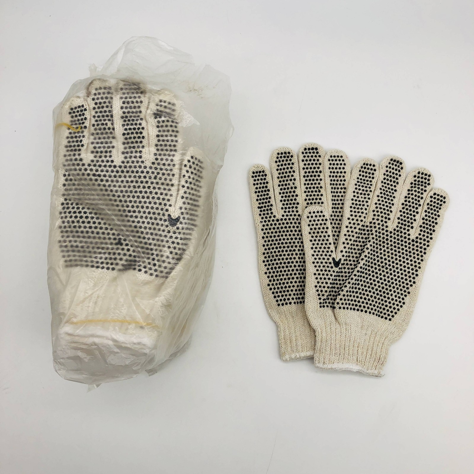 Elco M66PC-PD2 Work Gloves Mens Size XL PVC Dots Cotton/Poly String Knit 12pairs