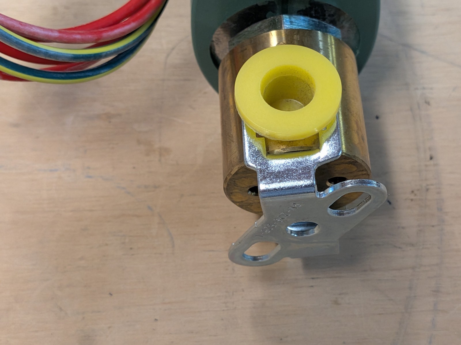 ASCO 8262G22 RedHat Solenoid Valve 1/4 NPT Normally Closed 120V AC