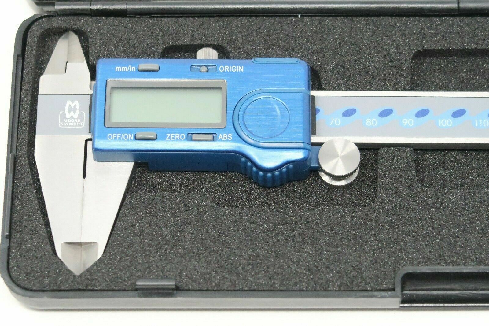 M&W Moore & Wright Europe 0-6″ Inch / 0-150mm Metric Digital Caliper 110-15DAS