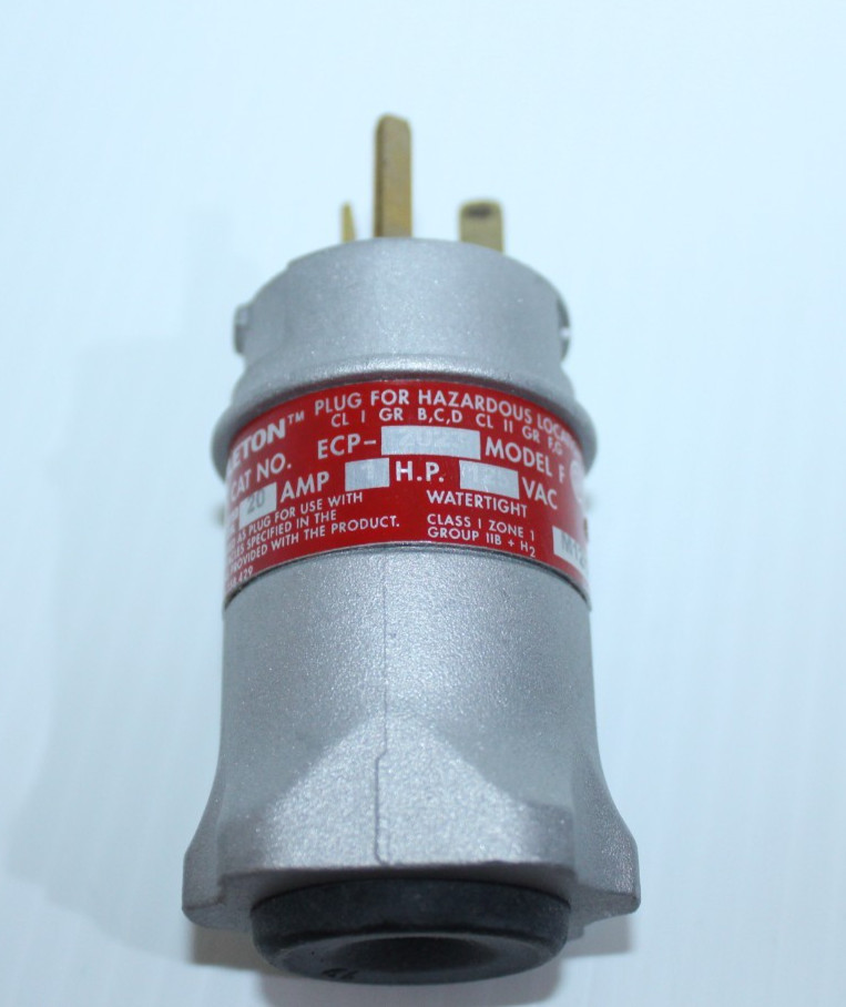 ⭐️NEW UNOPENED BOX⭐️ Appleton ECP-2023 Straight Blade Plug, 125V, 20A 🔴USA🔵