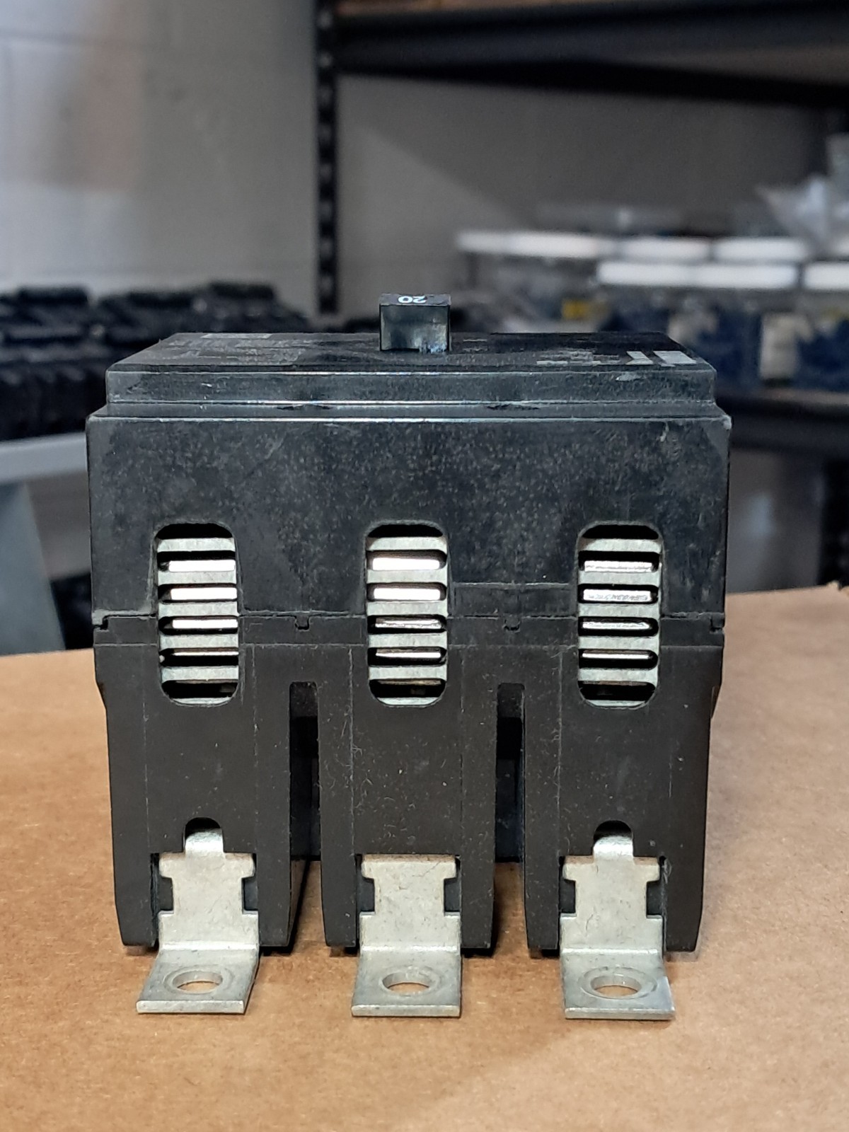 Eaton 20 Amp Bolt-On Circuit Breaker 277/480 VAC 3 Pole GHB3020
