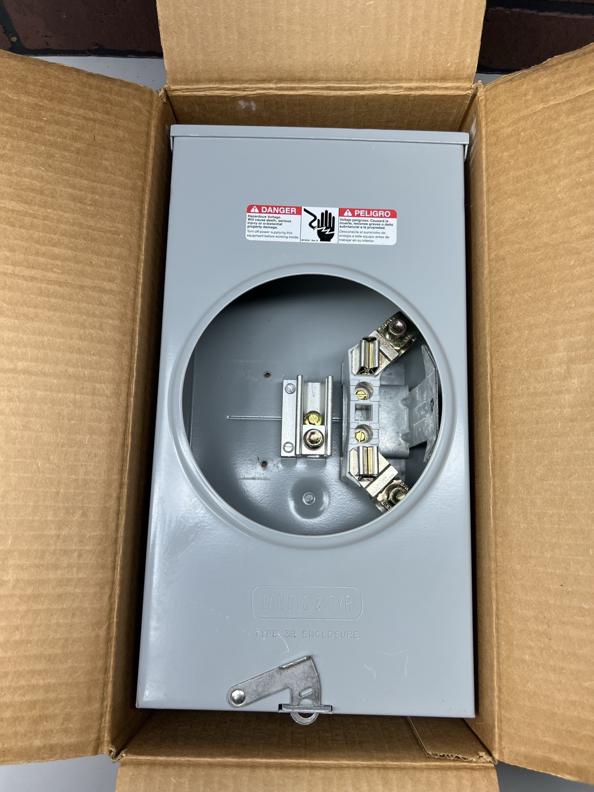 Siemens 200 amps Ringless Overhead/Underground Meter Socket SUAT317-OG