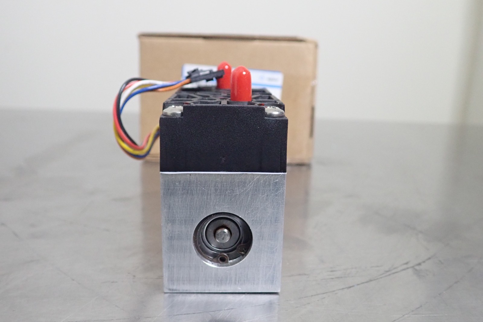 Agilent Technologies MV-X-700001352 Vacuum Pump