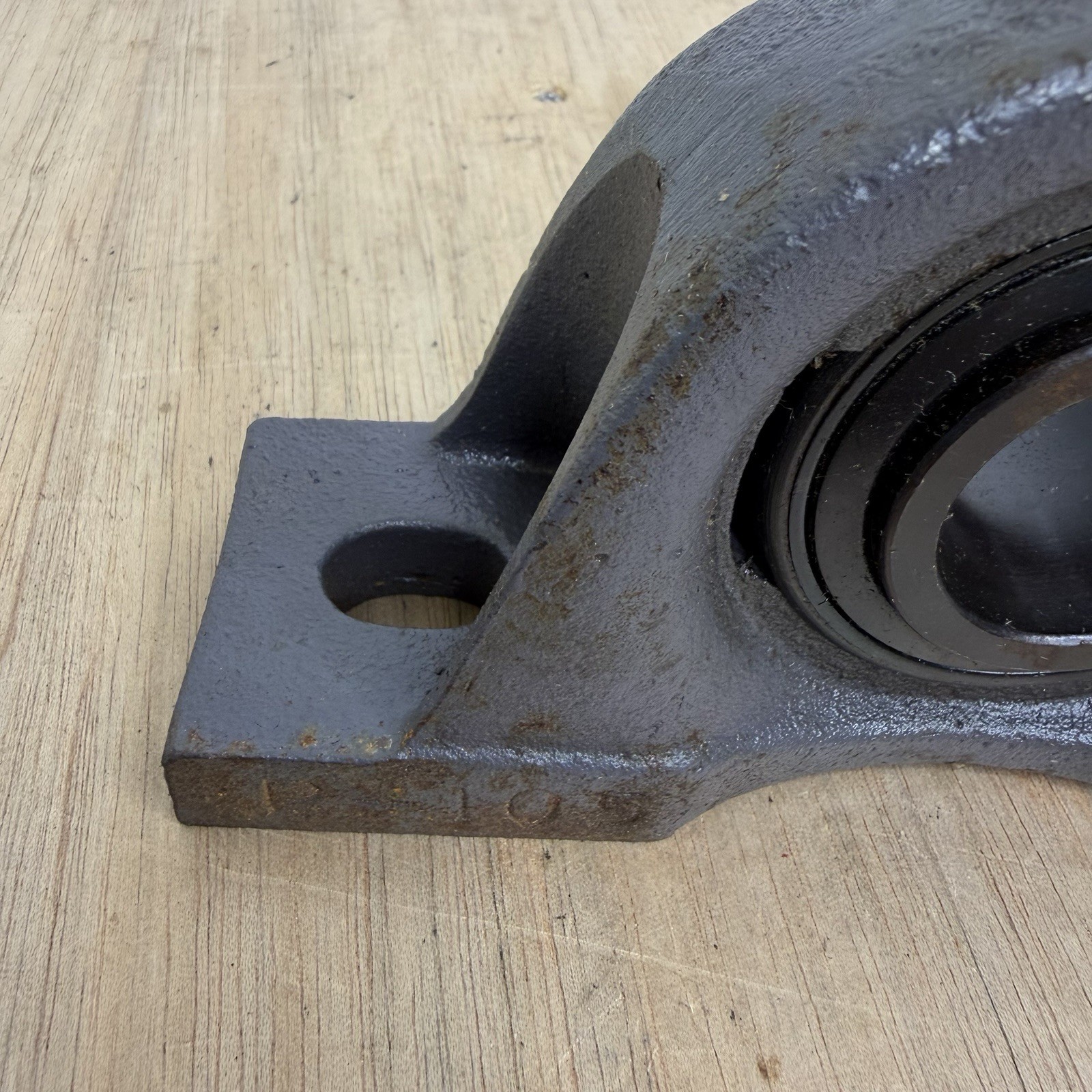 SEALMASTER NP-19 PILLOW BLOCK BALL BEARING 1 3/16″ BORE CAST IRON MOUNTED USA