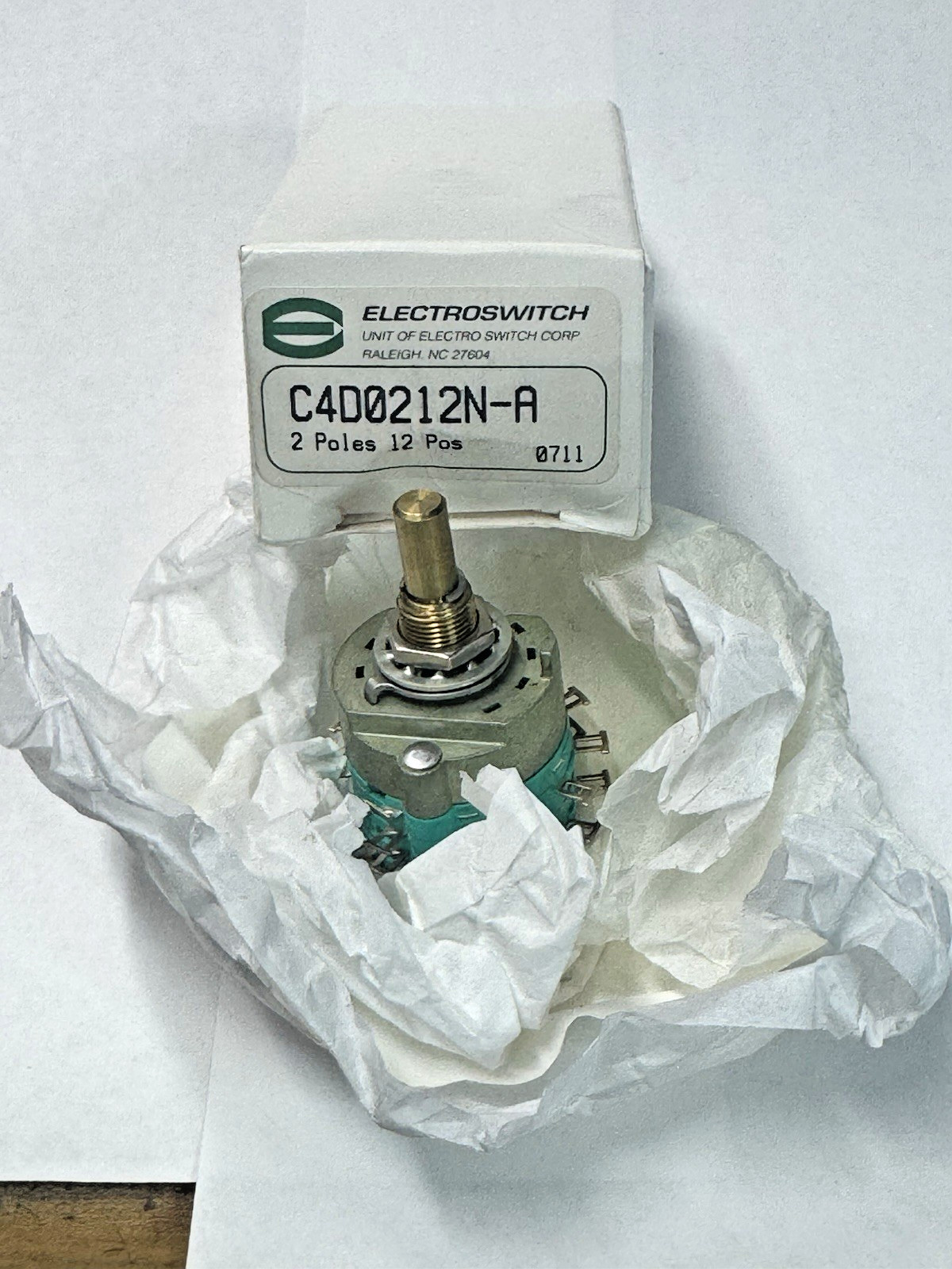 Electroswitch C4D0212N-A Rotary Switch 2 Pole 12 Position Panel Mount NOS