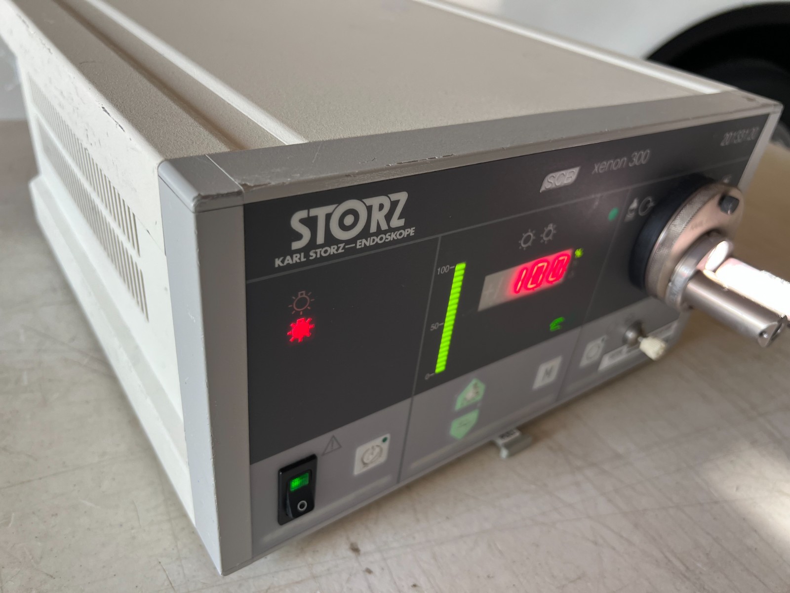 Karl Storz 20133120 Xenon 300 SCB light source