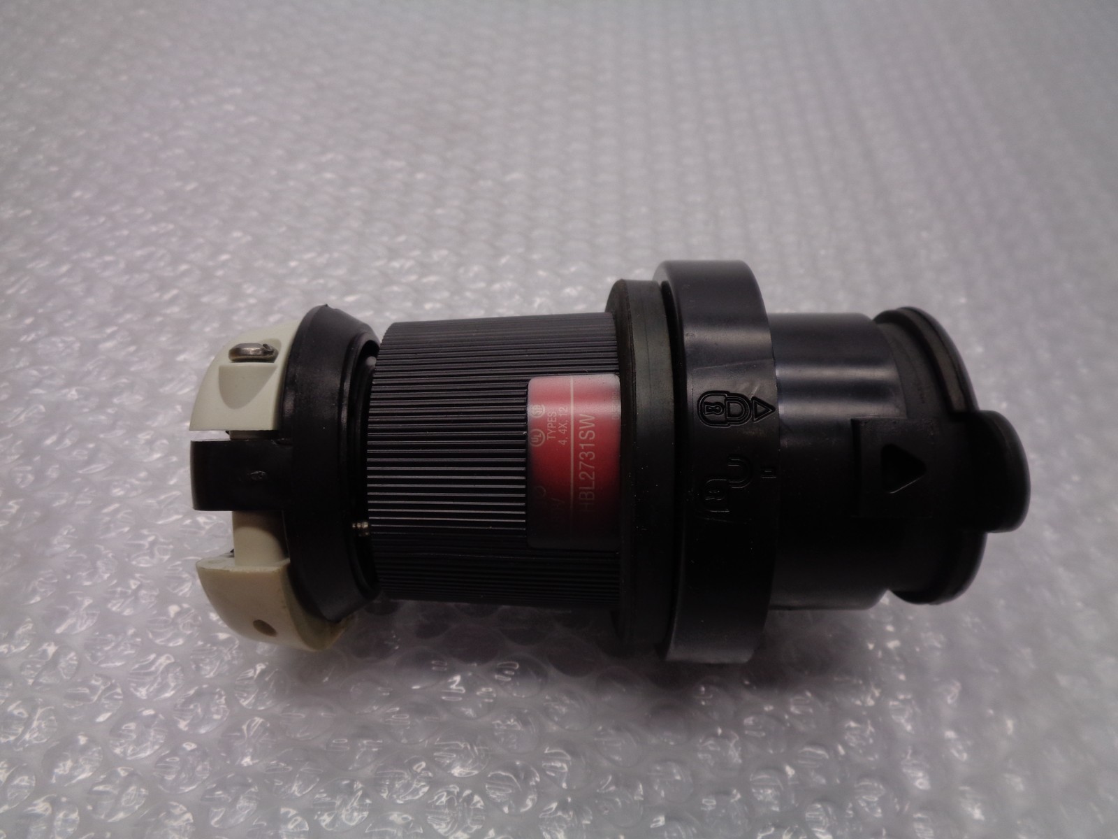 HUBBELL HBL2731SW PLUG NSMP